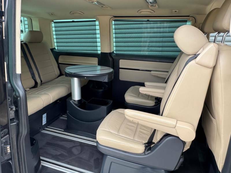 Volkswagen Caravelle Caravelle Executive Tdi Bluemotion Technology S-a Blue #26