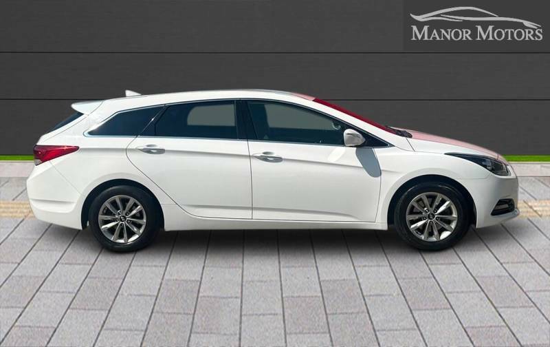 Hyundai I40 1.7 Crdi Blue Drive Se Nav Tourer Euro 6 Ss White #2
