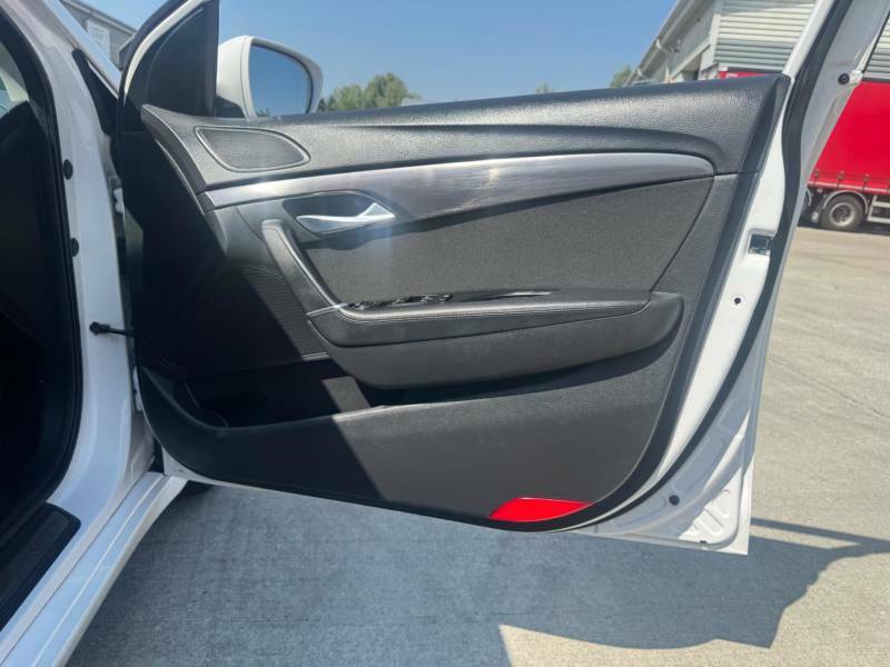 Hyundai I40 Crdi Premium Blue Drive Silver #32