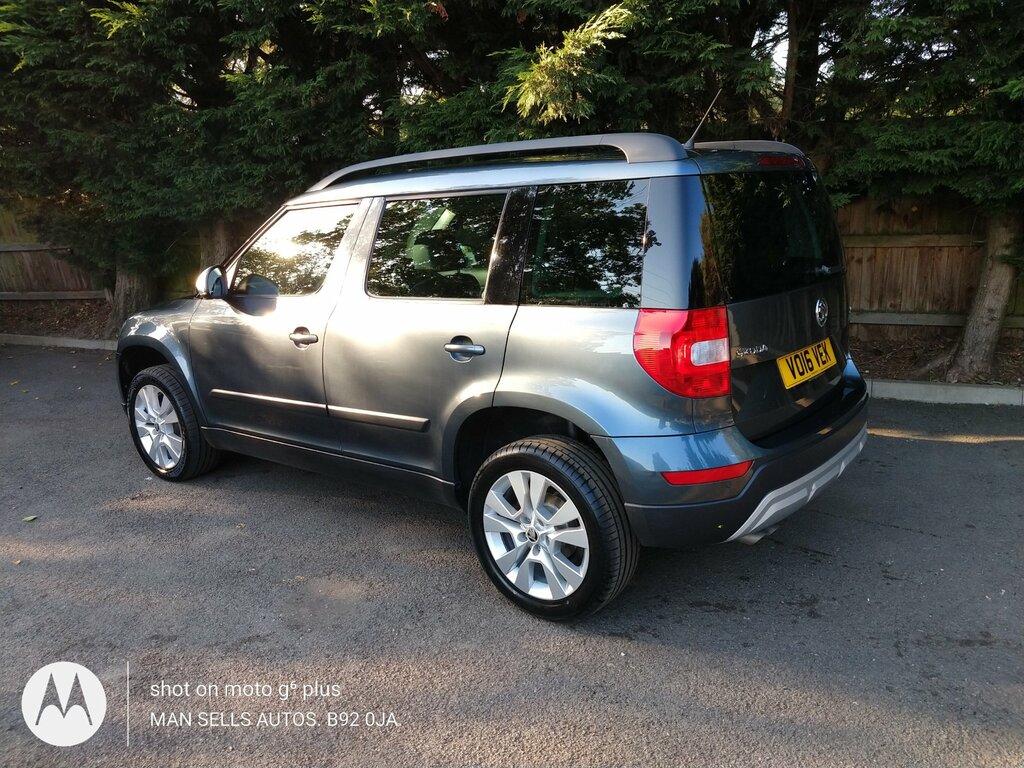 Skoda Yeti 2.0 Tdi Se L Outdoor Euro 6 Ss Grey #5