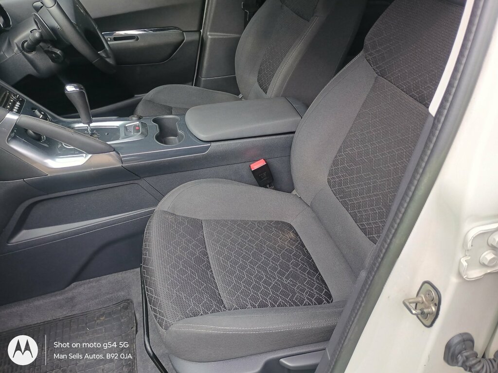 Peugeot 3008 1.6 E-hdi Active White #13