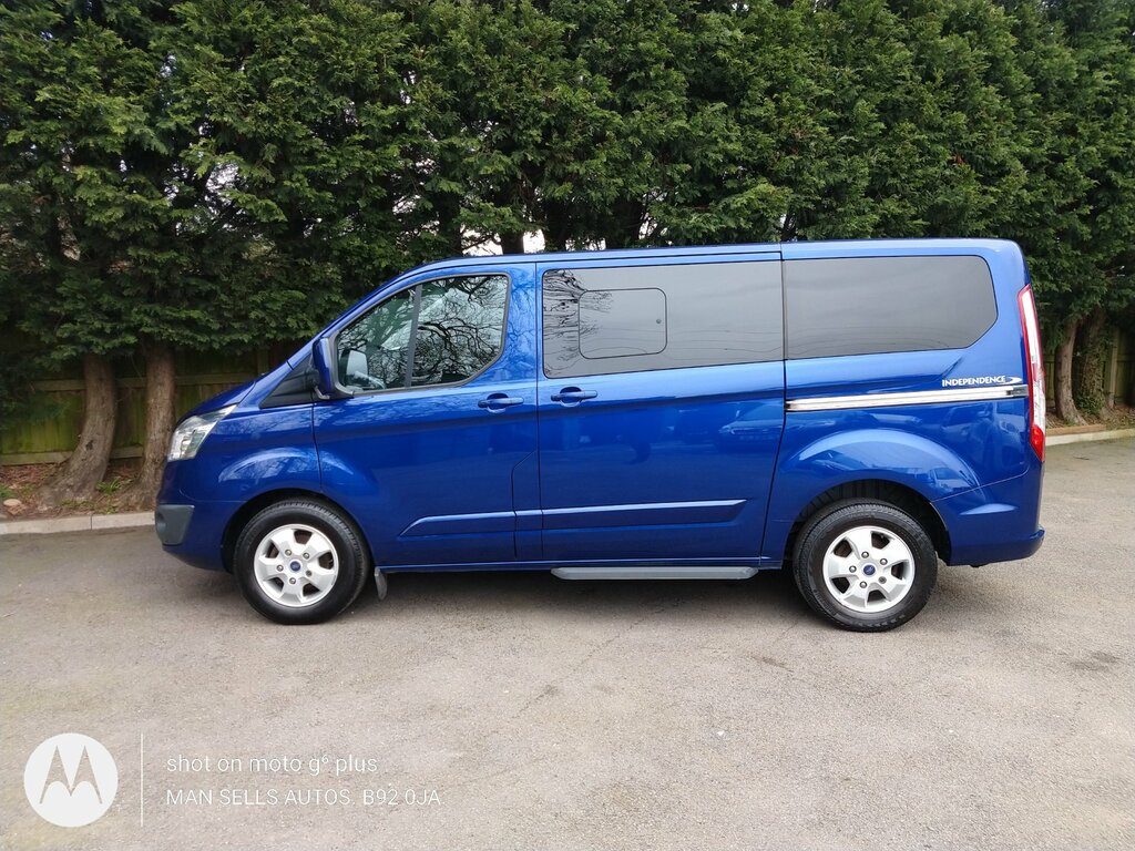 Ford Tourneo Custom 2.0 310 Ecoblue Titanium Minibus Double Cab Di Blue #3
