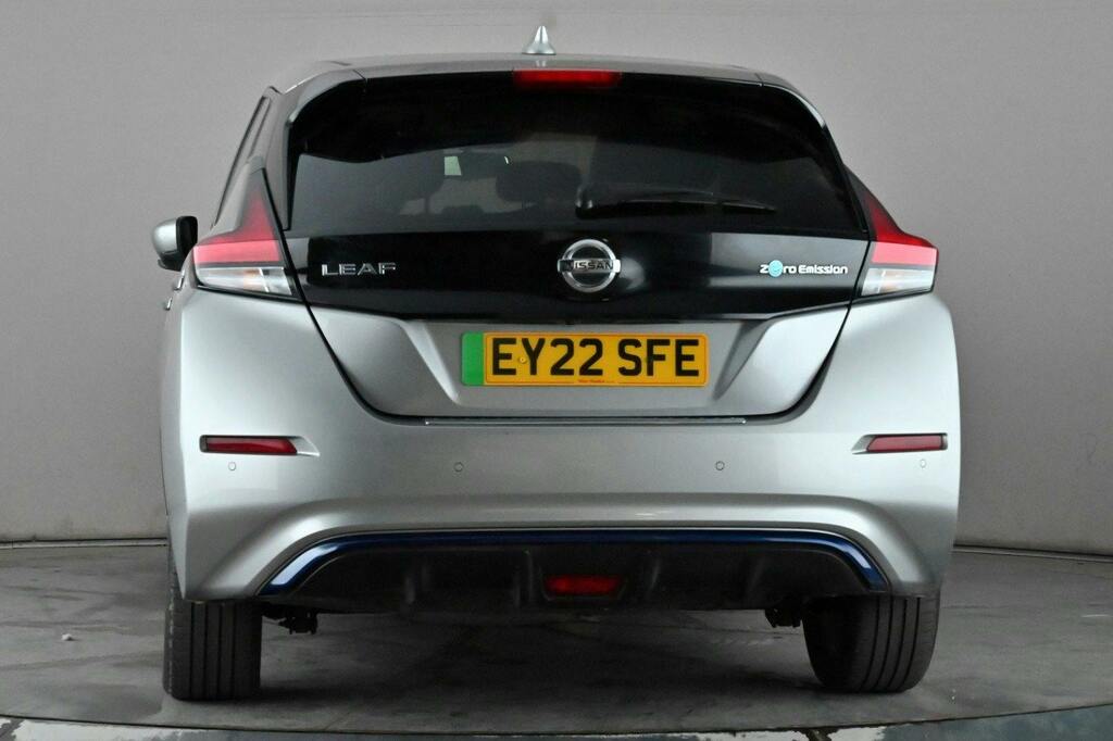 Nissan Leaf 40Kwh Tekna Hatchback EY22SFE Silver #5