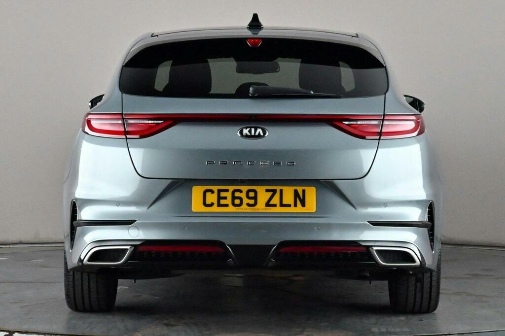 Kia Proceed 1.4 T Gdi Gt Line Lunar Edition Shooting Brake Silver #5