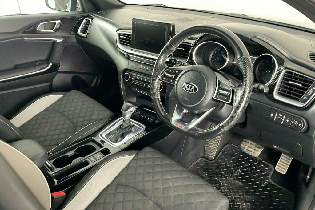 Kia Proceed 1.6 T-gdi Gt Shooting Brake Dct Euro 6 Black #10