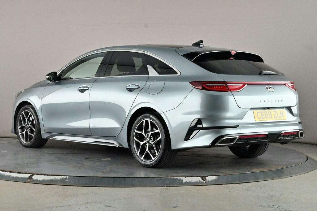 Kia Proceed 1.4 T Gdi Gt Line Lunar Edition Shooting Brake Silver #4