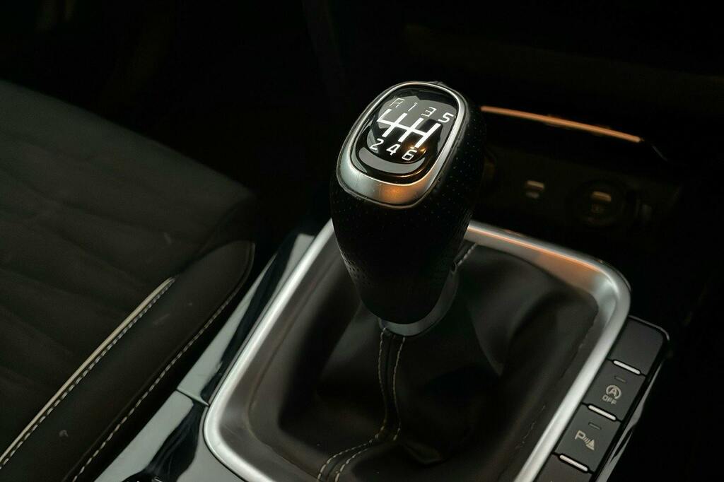 Kia Proceed 1.5 T-gdi Gt-line Shooting Brake Black #10