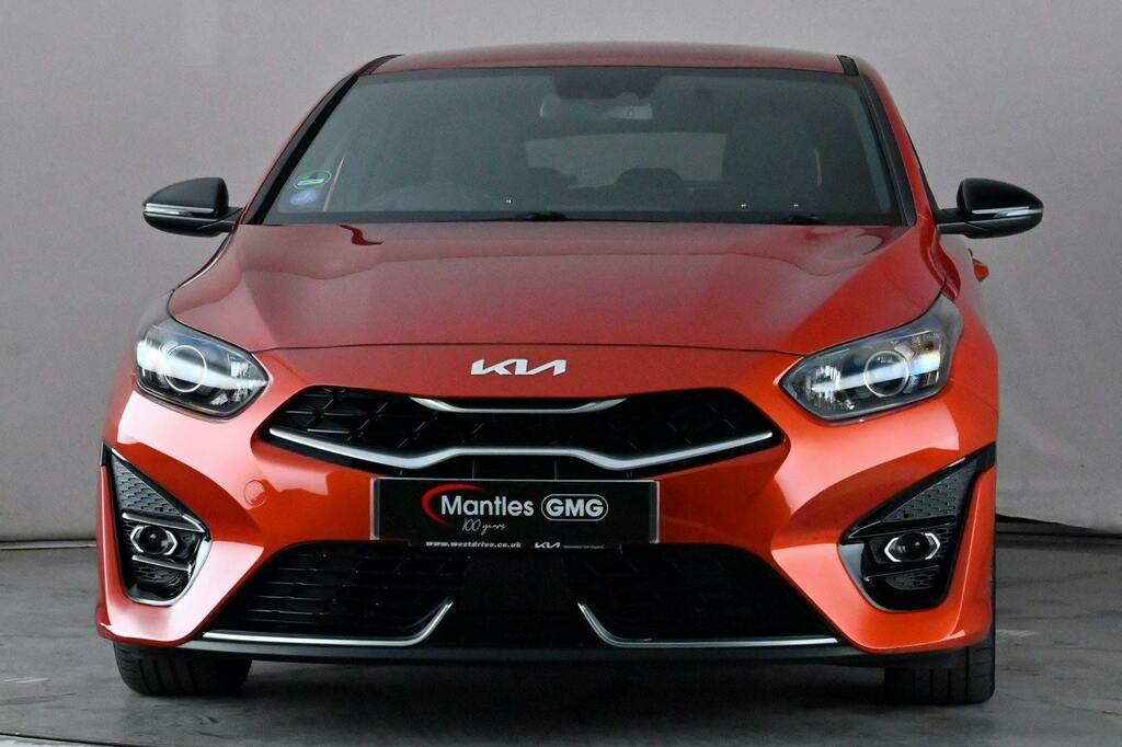 Kia Proceed 1.5 T Gdi Gt Line Shooting Brake Orange