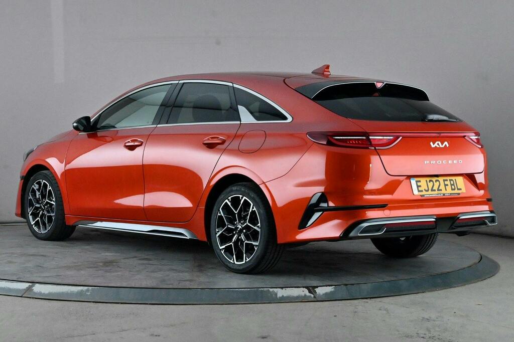 Kia Proceed 1.5 T Gdi Gt Line Shooting Brake Orange #3