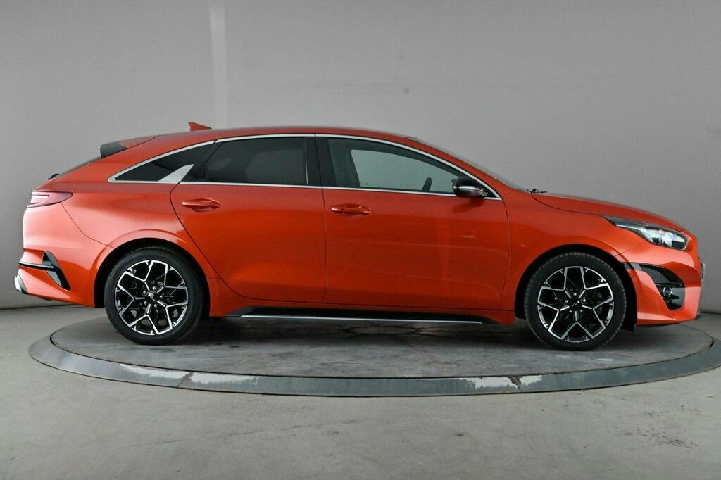 Kia Proceed 1.5 T Gdi Gt Line Shooting Brake Orange #3