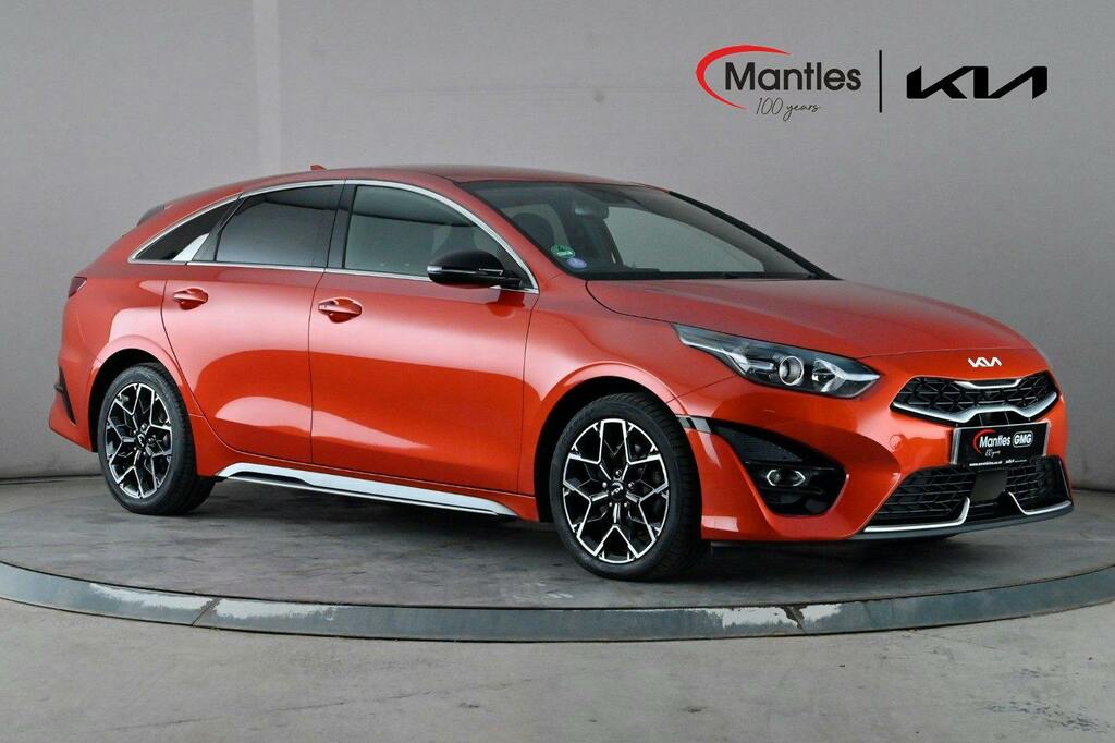 Kia Proceed 1.5 T Gdi Gt Line Shooting Brake Orange