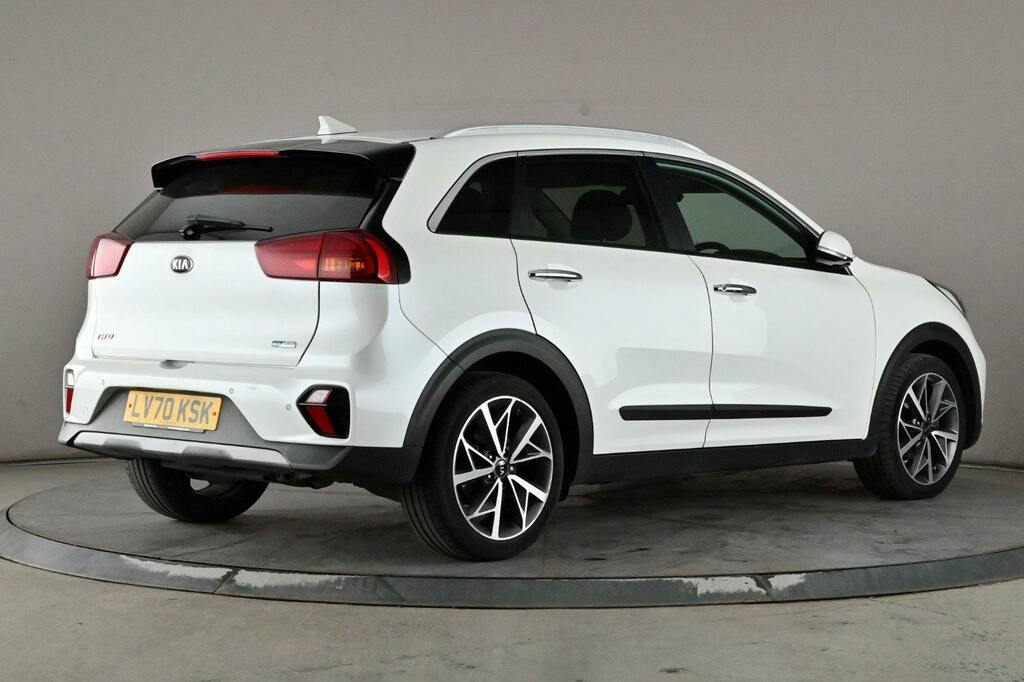 Kia Niro 1.6 Gdi 3 Suv Hybrid Dct Ss LV70KSK White #6