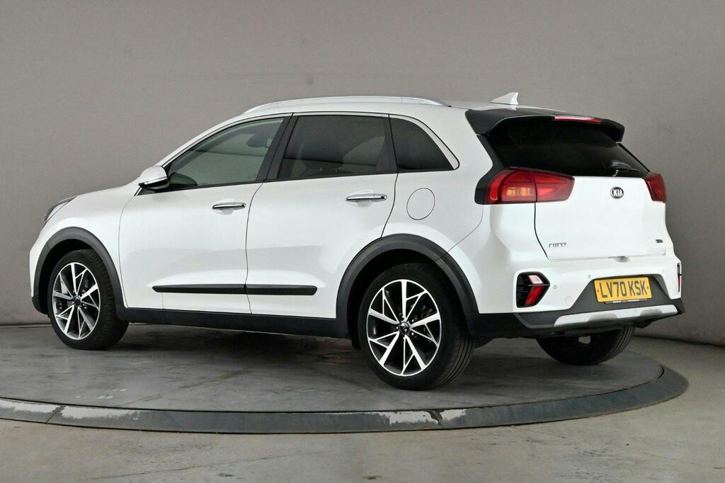 Kia Niro 1.6 Gdi 3 Suv Hybrid Dct Ss LV70KSK White #4