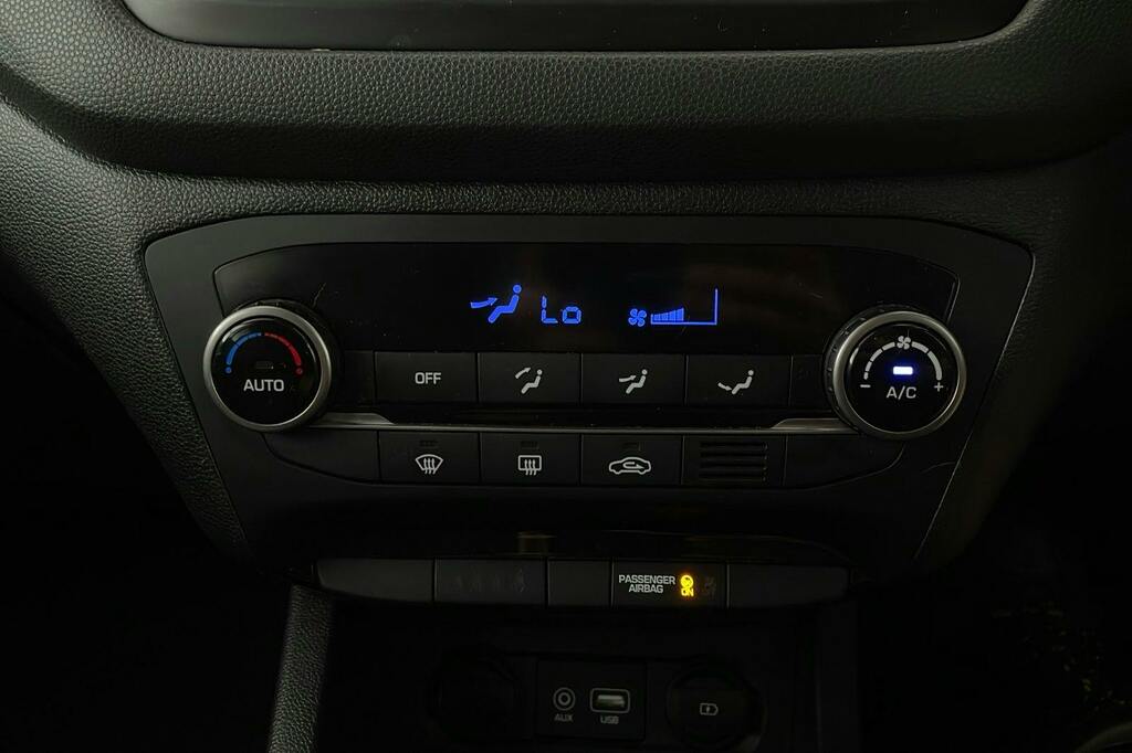 Hyundai I20 1.0T Gdi 48V Mhd Se Connect Red #13