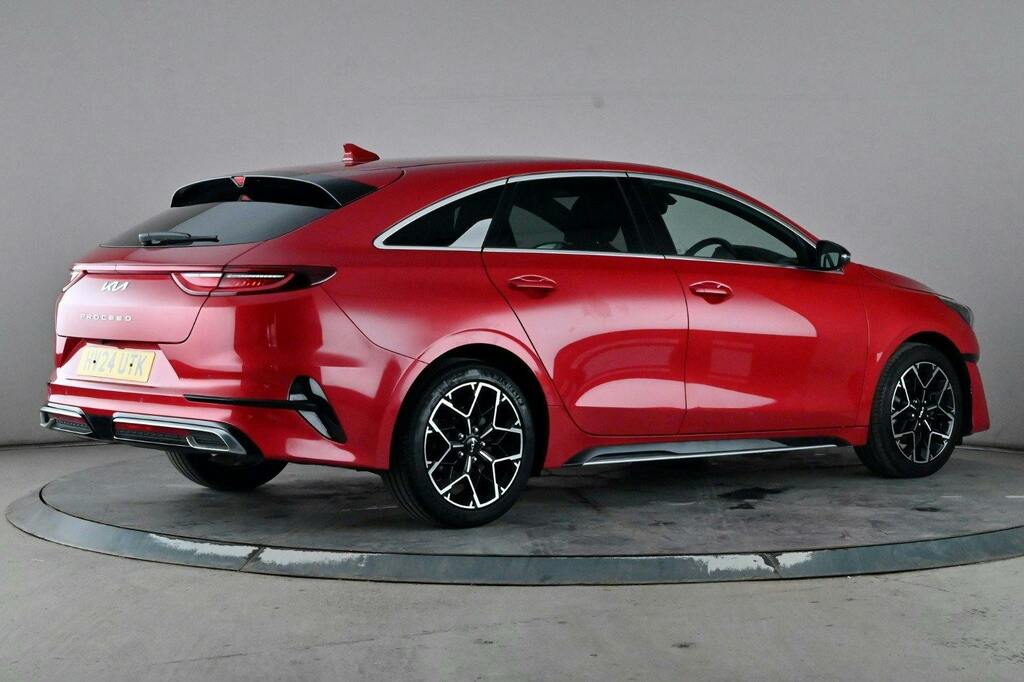 Kia Proceed 1.5 T Gdi Gt Line Shooting Brake Red #6