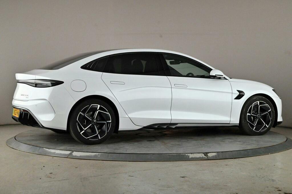 Byd Seal 82.5Kwh Excellence Saloon Awd White #3