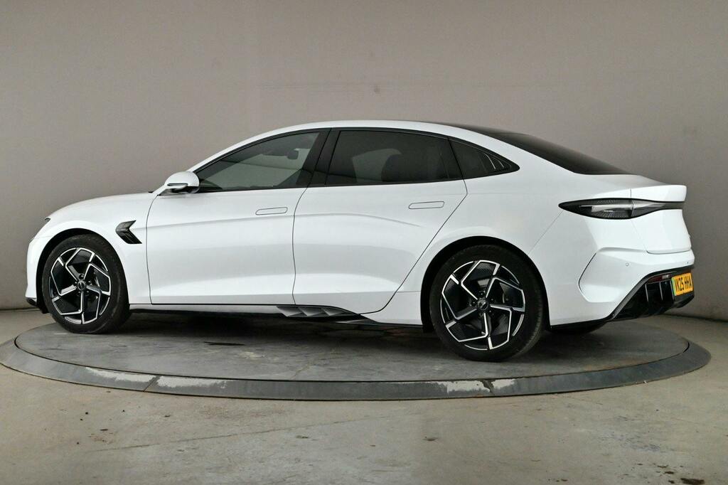 Byd Seal 82.5Kwh Excellence Saloon Awd White #4
