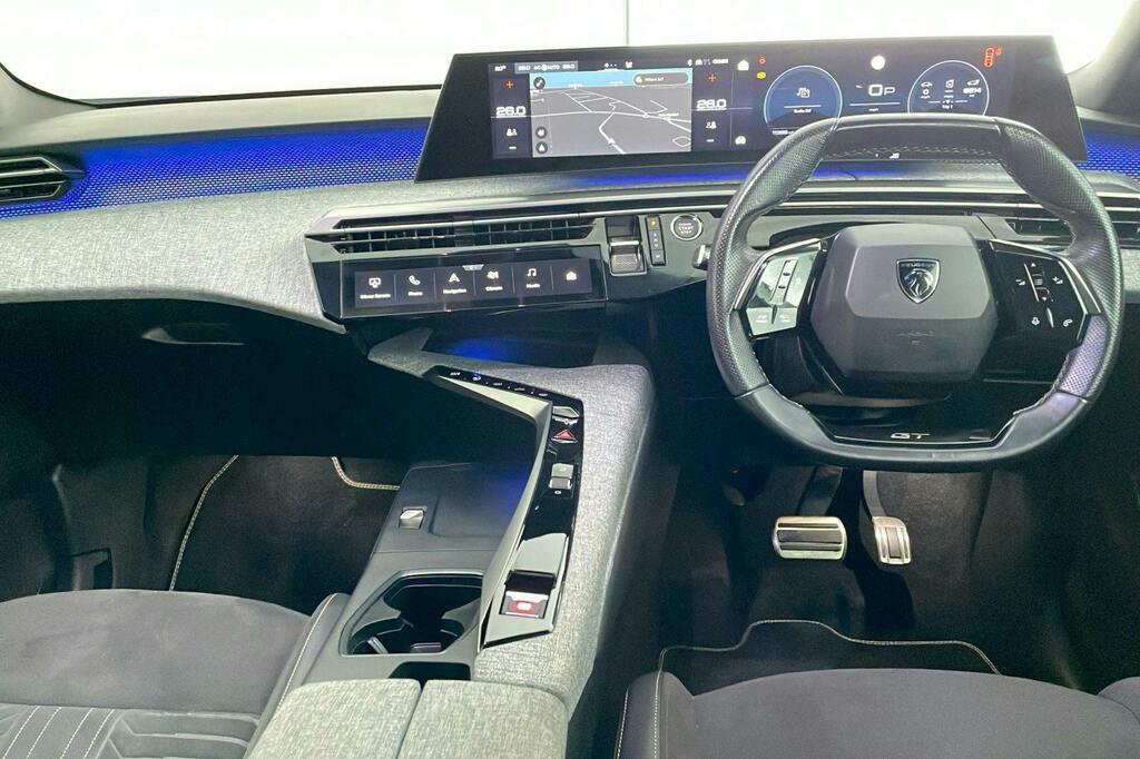 Peugeot 3008 1.2 Gt Suv Hybrid E Dsc6 Ss KW74OKV White #4
