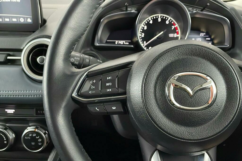 Mazda 2 Red #14