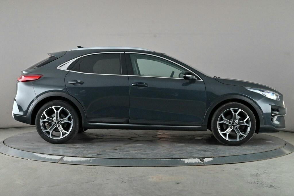 Kia Xceed 1.5 T Gdi 4 Suv Dct Ss Grey #3