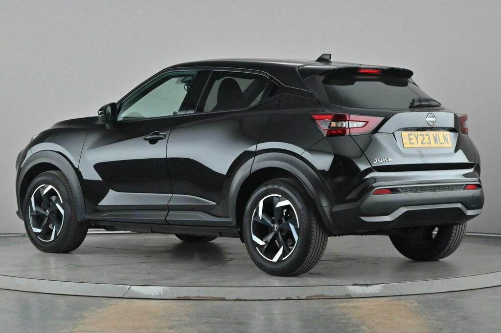 Nissan Juke 1.0 Dig T N Connecta Suv Dct Ss EY23WLN Black #4