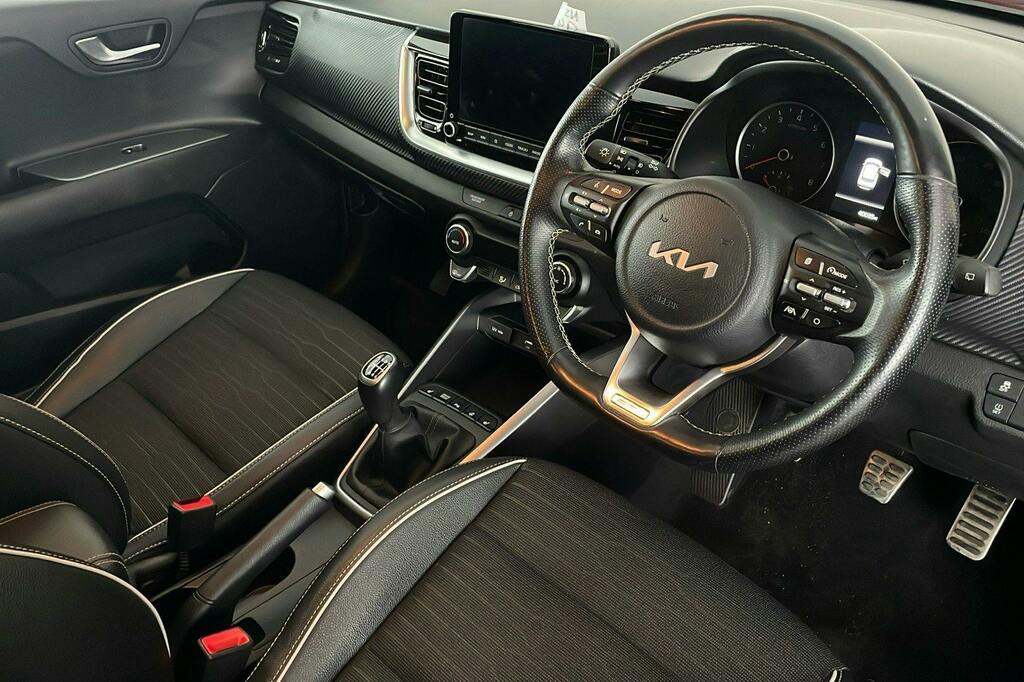 Kia Stonic Shadow Blue #10