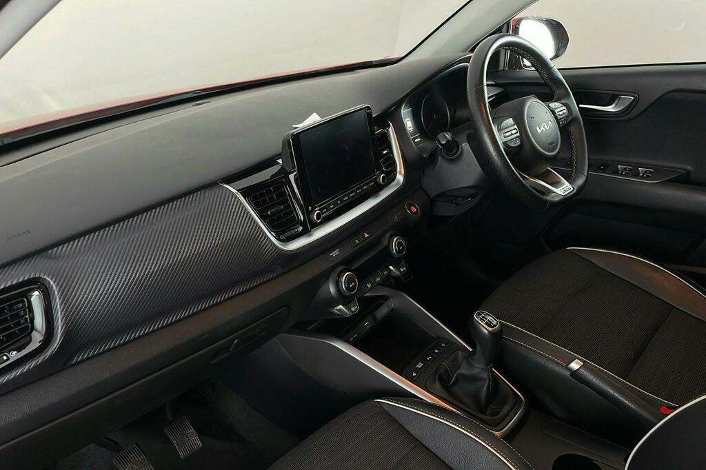 Kia Stonic Shadow Blue #24
