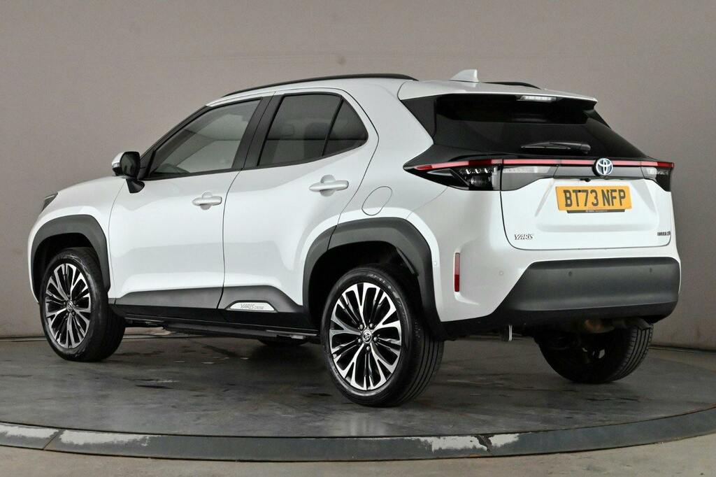 Toyota Yaris Cross 1.5 Vvt H Excel Suv Hybrid E Cvt Ss BT73NFP White #4