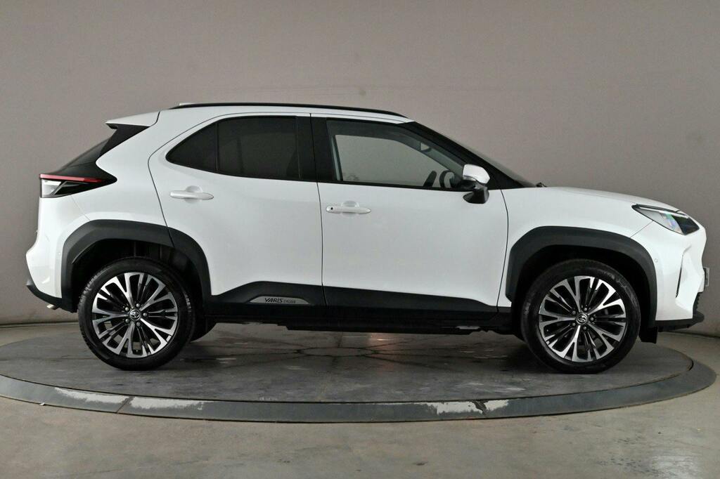 Toyota Yaris Cross 1.5 Vvt H Excel Suv Hybrid E Cvt Ss BT73NFP White #3