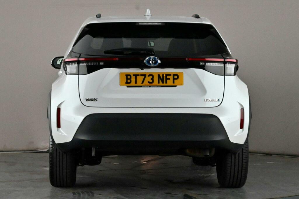 Toyota Yaris Cross 1.5 Vvt H Excel Suv Hybrid E Cvt Ss BT73NFP White #5