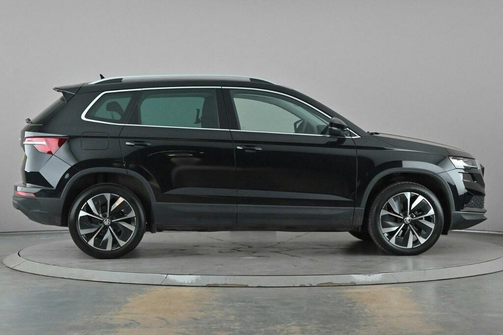 Skoda Karoq 1.5 Tsi Act Se L Suv Dsg Ss KO24MXP Black #3
