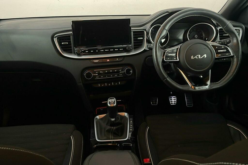 Kia Xceed 3 Grey #8