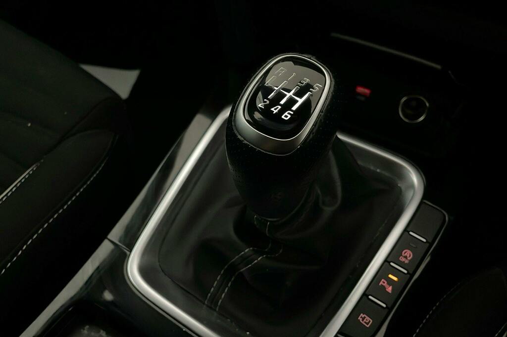 Kia Xceed 3 Grey #11