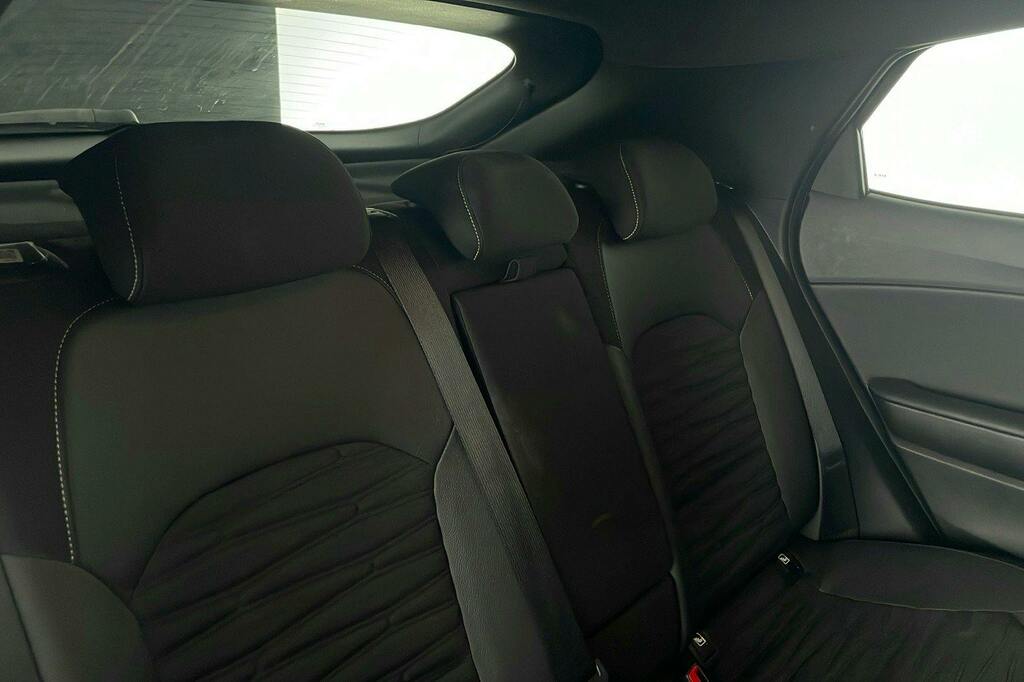 Kia Xceed 3 Grey #9