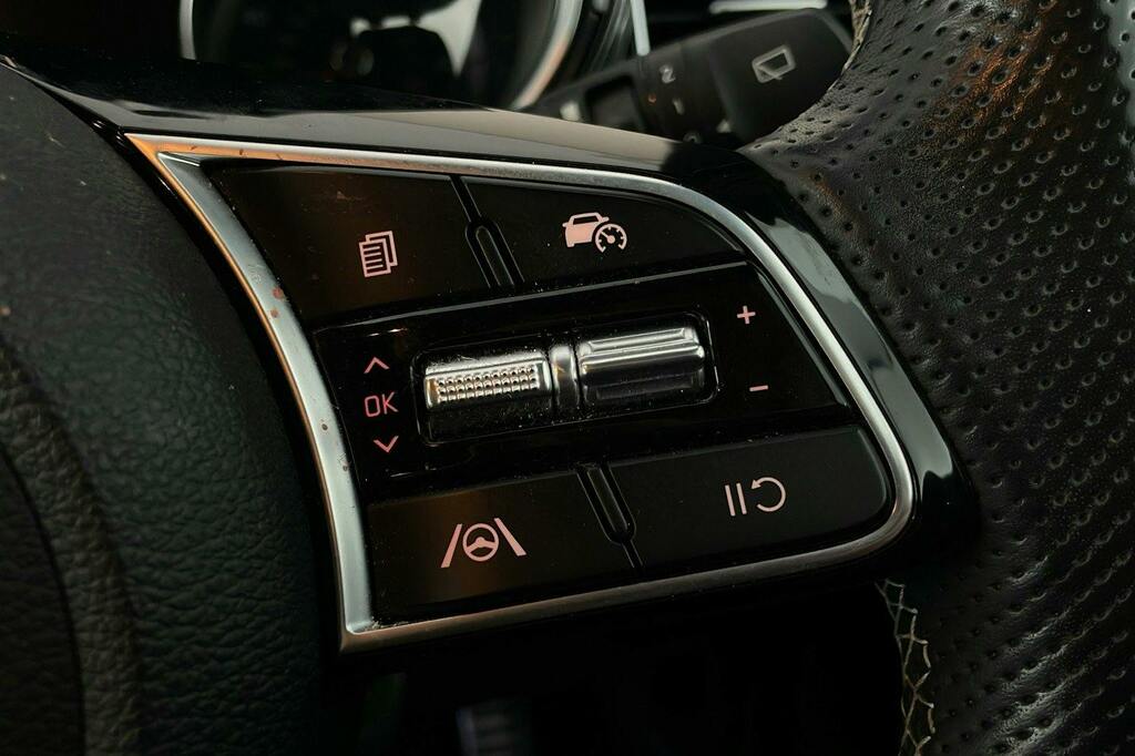 Kia Xceed 3 Grey #15