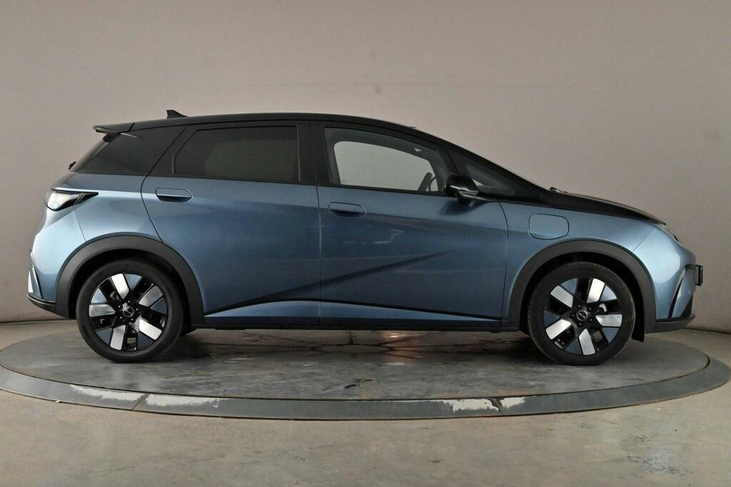 Byd Dolphin 60.48Kwh Design Hatchback Black #3