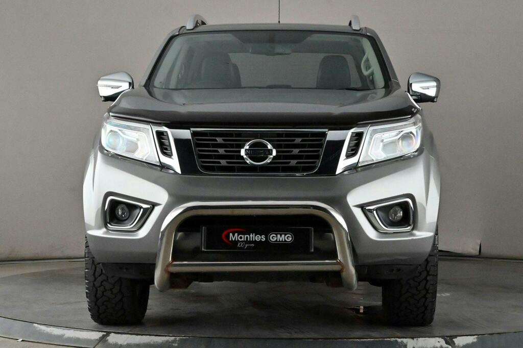 Nissan Navara 2.3 Dci Tekna Pickup Double Cab 4W SF19XSH Grey #2