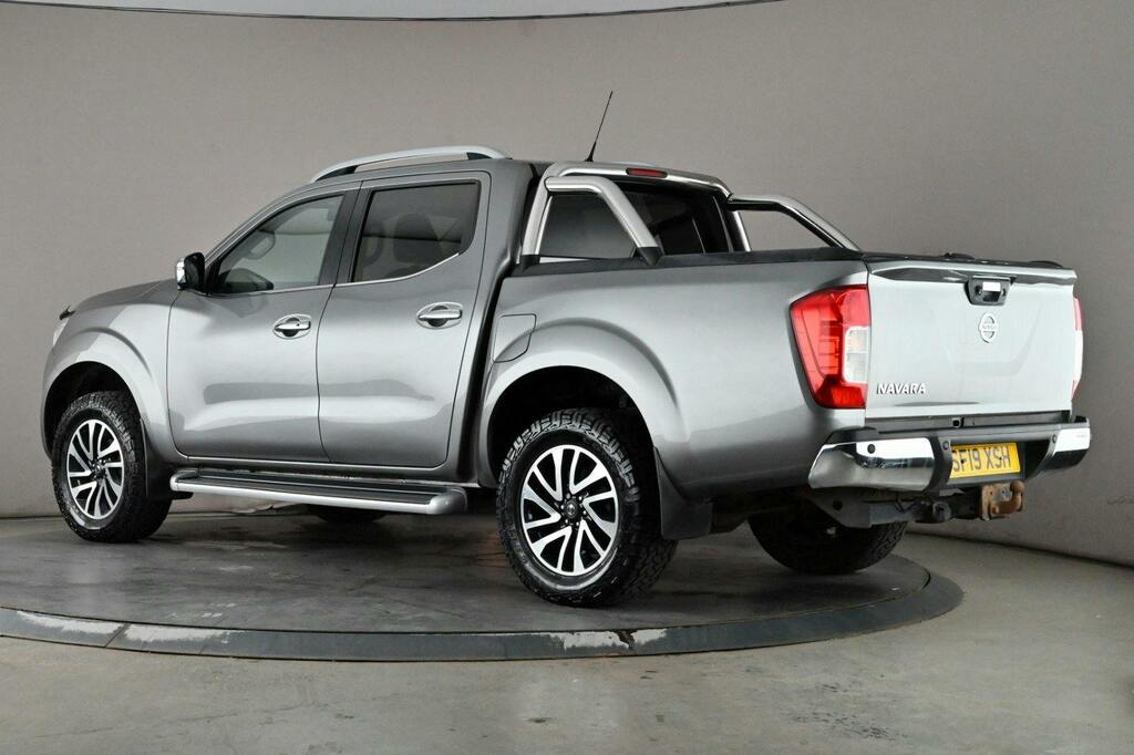 Nissan Navara 2.3 Dci Tekna Pickup Double Cab 4W SF19XSH Grey #4