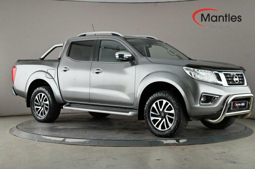 Nissan Navara 2.3 Dci Tekna Pickup Double Cab 4W Grey