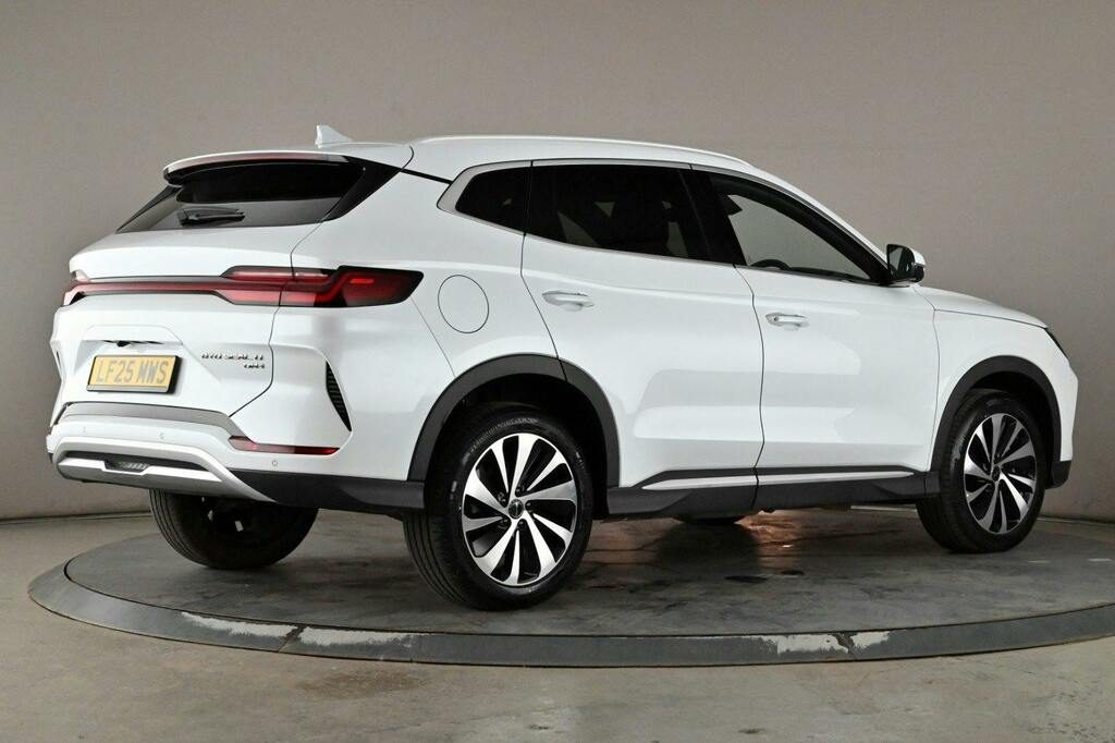 Byd Seal U 1.5 26.6Kwh Comfort Suv Plug In Hybrid White #6