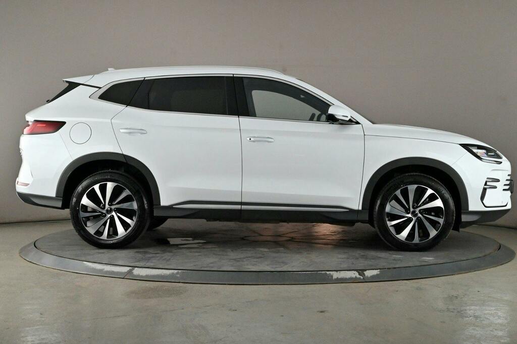 Byd Seal U 1.5 26.6Kwh Comfort Suv Plug In Hybrid White #3