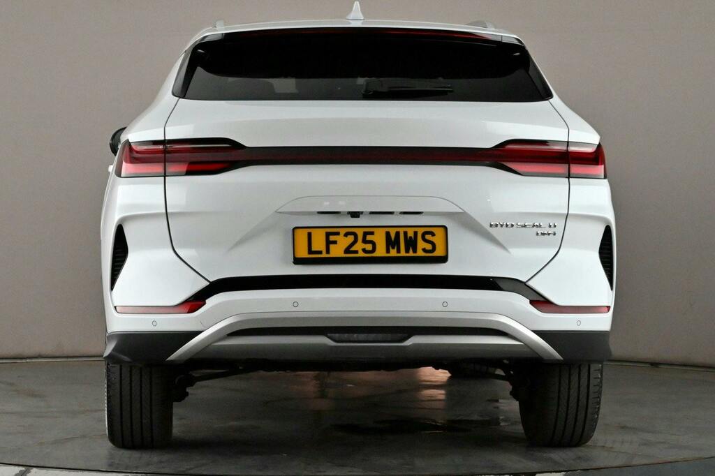 Byd Seal U 1.5 26.6Kwh Comfort Suv Plug In Hybrid White #5