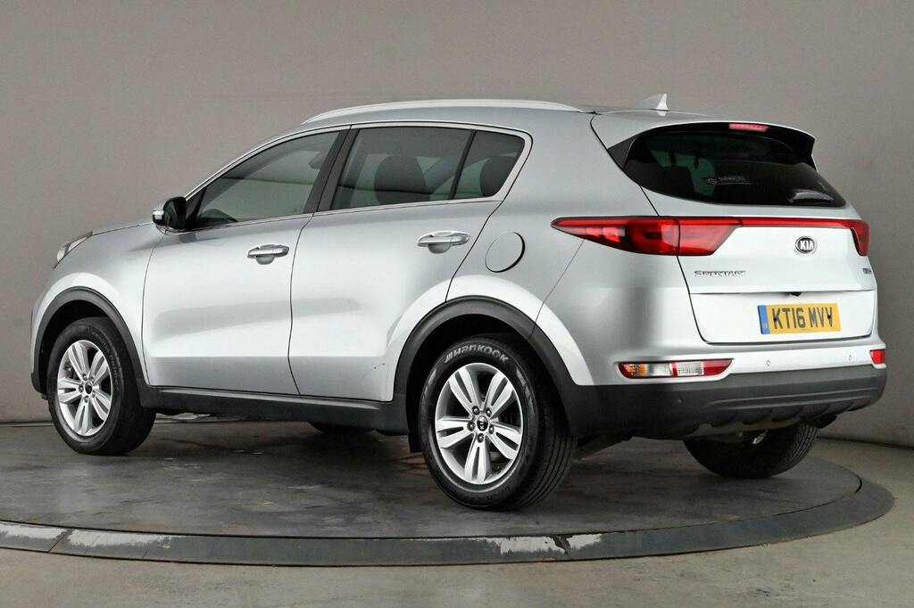 Kia Sportage 1.6 Gdi 2 Suv Ss Silver #4