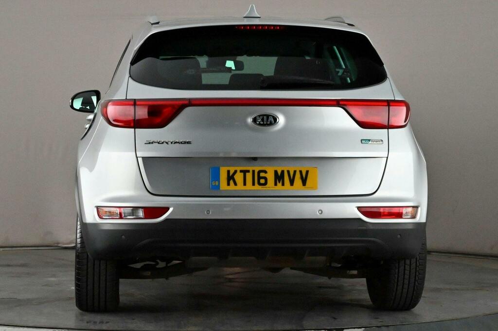 Kia Sportage 1.6 Gdi 2 Suv Ss Silver #5