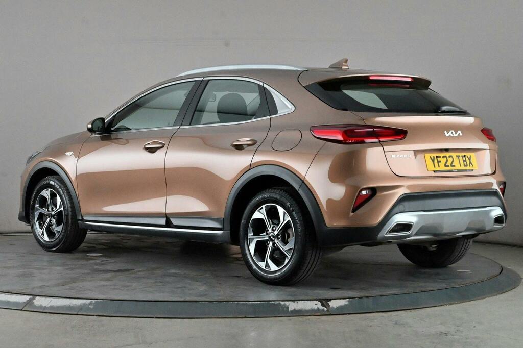 Kia Xceed 1.0 T Gdi 2 Suv Ss Brown #4