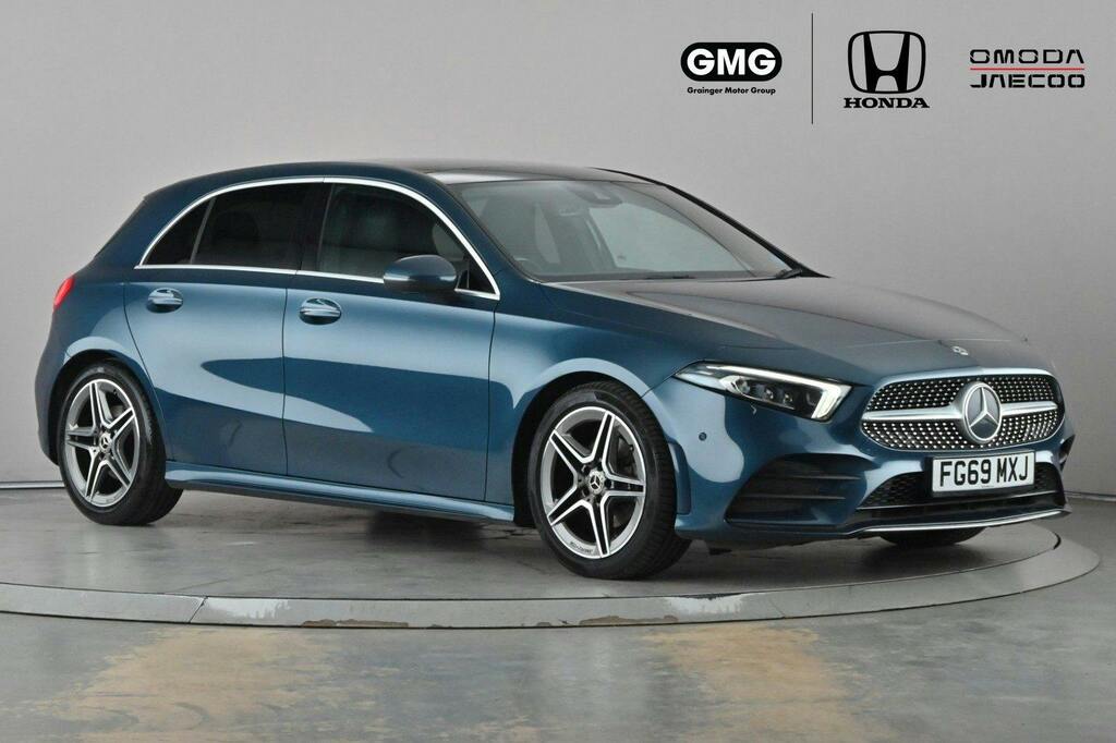 Mercedes-Benz A Class 1.3 A200 Amg Line Premium Plus Hatchback Pet Blue
