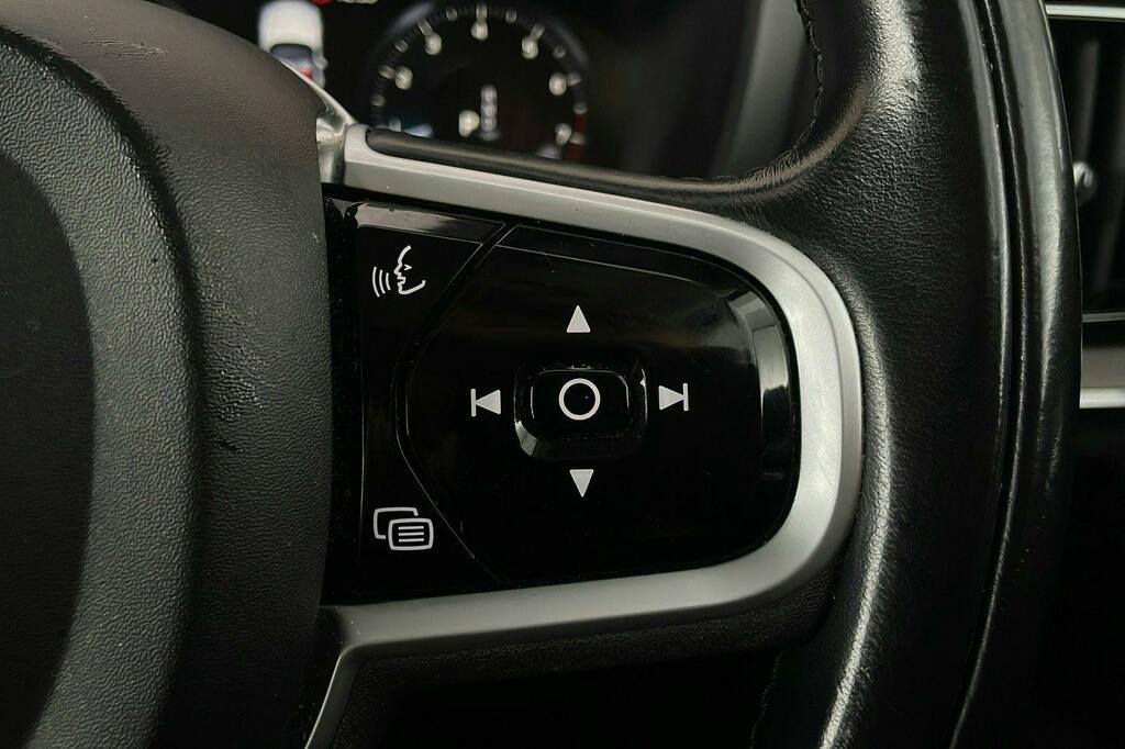 Volvo S60 2.0 B5p R Design White #15