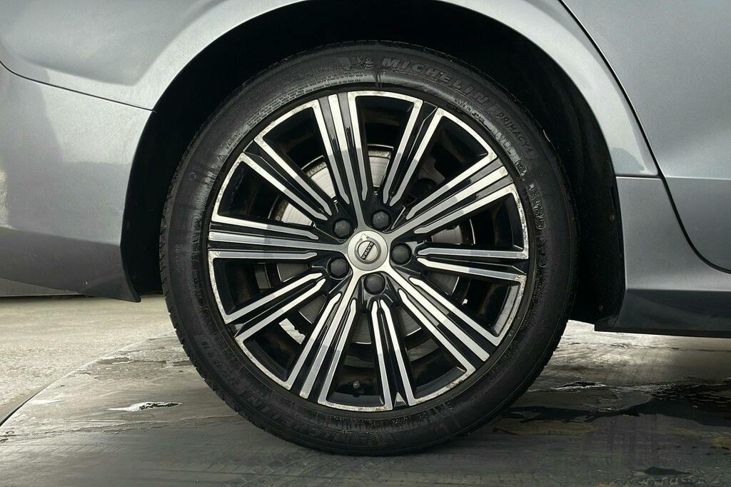 Volvo S60 2.0 B5p R Design White #7