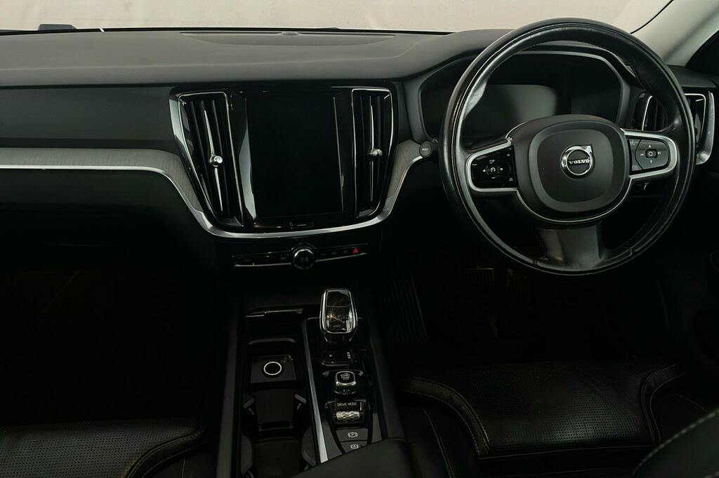 Volvo S60 2.0 B5p R Design White #8