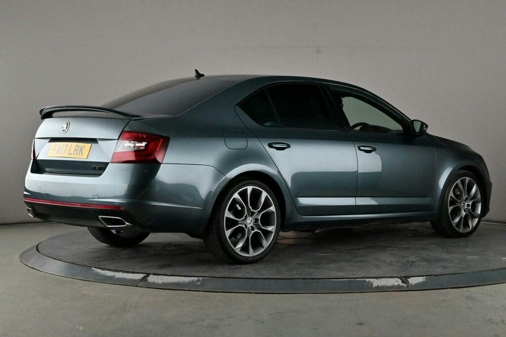 Skoda Octavia 2.0 Tdi Vrs Hatchback Dsg Ss Grey #6